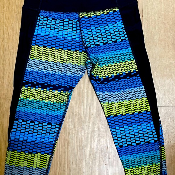 Nike Capri‎ Leggings Size M - Picture 3 of 3